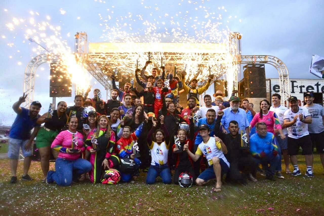 Imagem de compartilhamento para o artigo Com pilotos de todo Brasil, 1º Municipal de Kart Costa Rica promete adrenalina do começo ao fim da MS Todo dia